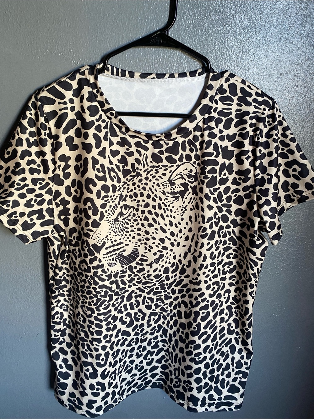 Leopard Print Graphic Tee in Black and Cream